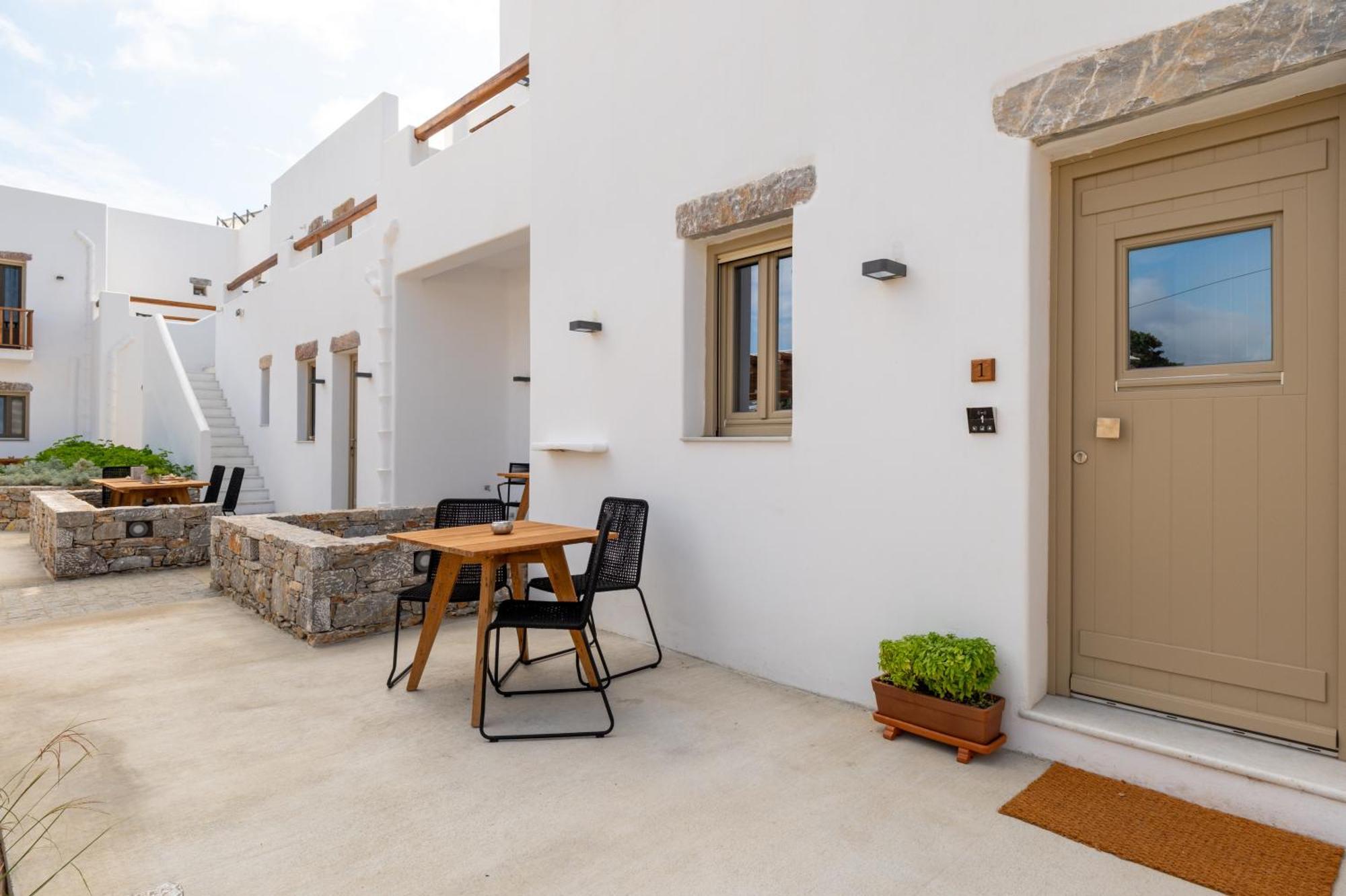 Soil Amorgos Katapola Exterior photo
